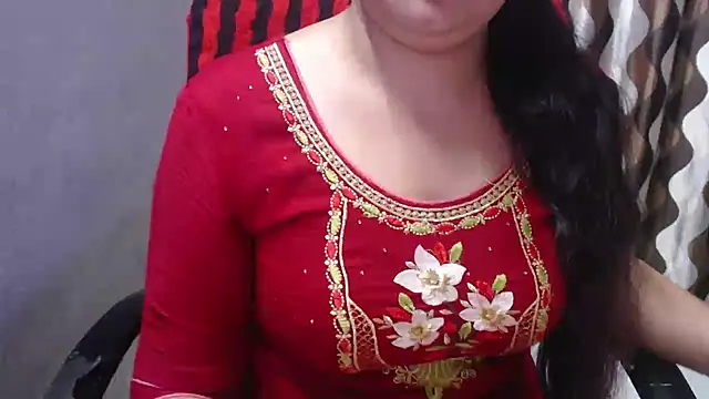 Snapshot of Kaur_Jannat chatting on 01/21/25, 08:54 Kaur Jannat online show from 01/21/25, 08:54