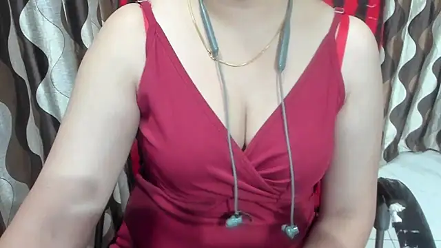 Snapshot of Kaur_Jannat chatting on 10/09/25, 05:22 Kaur Jannat online show from 10/09/25, 05:22