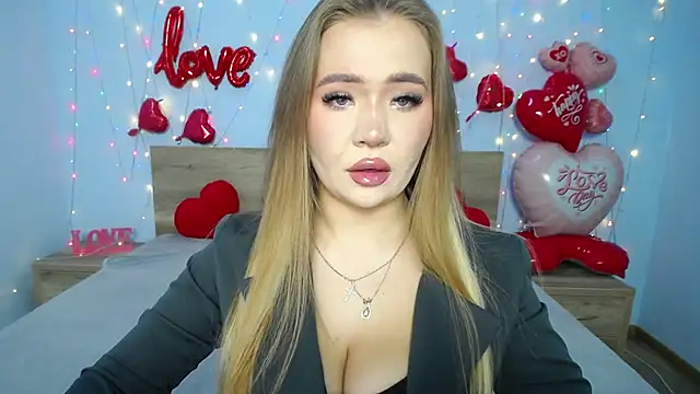 Snapshot of StacyYellig chatting on 02/17/25, 09:03 StacyYellig online show from 02/17/25, 09:03