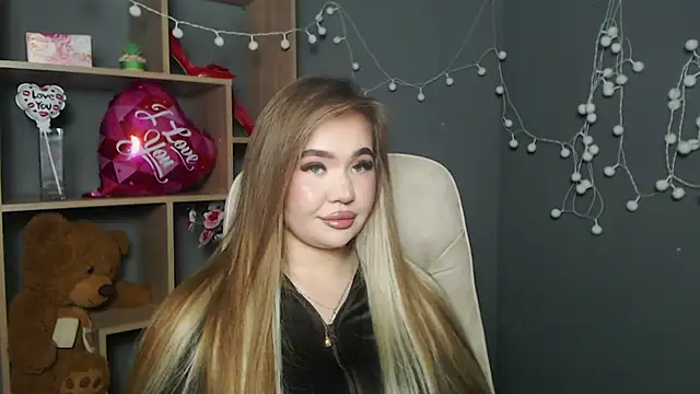 Snapshot of StacyYellig chatting on 02/15/26, 09:00 StacyYellig online show from 02/15/26, 09:00