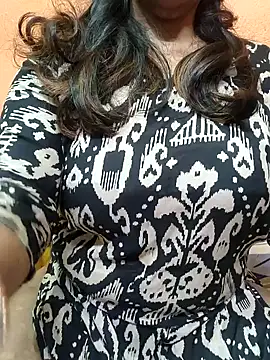 CUTE SOPHIA- online show from 01/24/25, 04:48