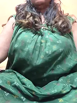 CUTE SOPHIA- online show from 03/01/25, 04:47