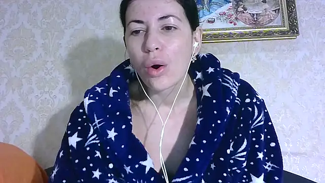 StunnigArt online show from 12/02/25, 02:17