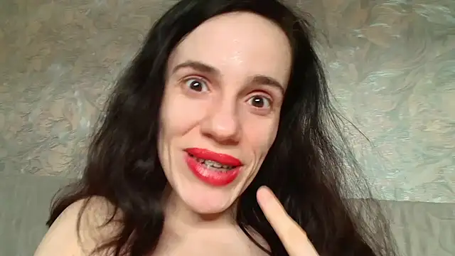 LonelyFlower online show from 02/18/25, 09:53