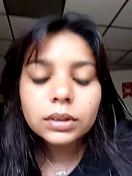 stefanie010 online show from 01/20/25, 08:18