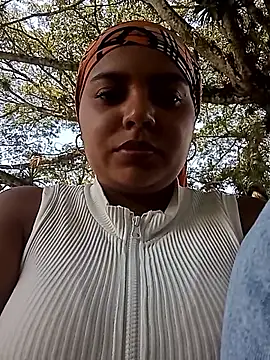 stefanie010 online show from 11/01/25, 05:48