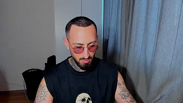 Baddfuckerr online show from 01/19/25, 02:49