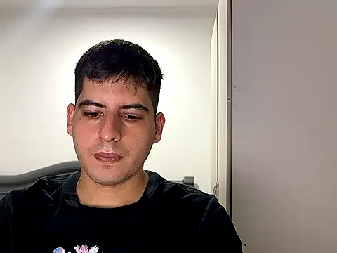 Snapshot of lordbeja chatting on 10/24/25, 11:12 lordbeja online show from 10/24/25, 11:12