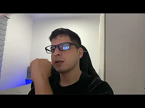 Snapshot of lordbeja chatting on 04/05/26, 02:53 lordbeja online show from 04/05/26, 02:53