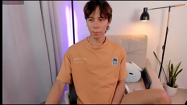 kim lian21 online show from 11/11/25, 10:59