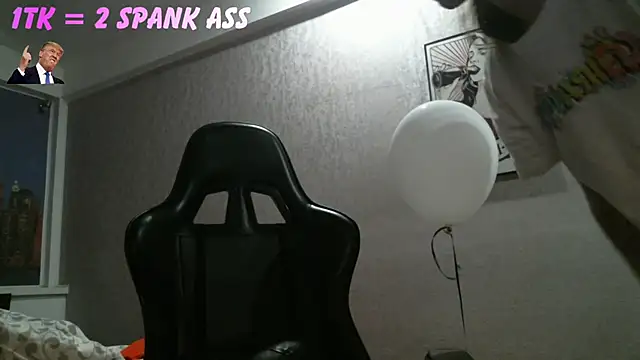 izilizi 23 online show from 04/23/26, 05:37