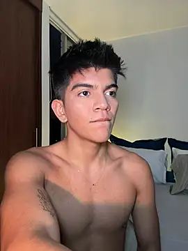 santiago 01 online show from 12/13/24, 11:06