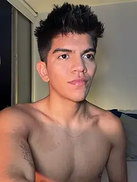 santiago 01 online show from 12/16/24, 11:07