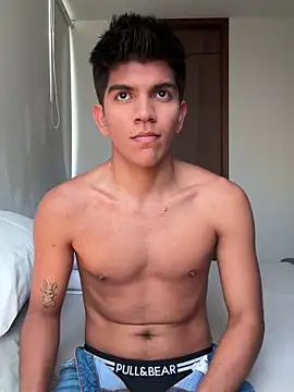 santiago 01 online show from 12/17/24, 10:22