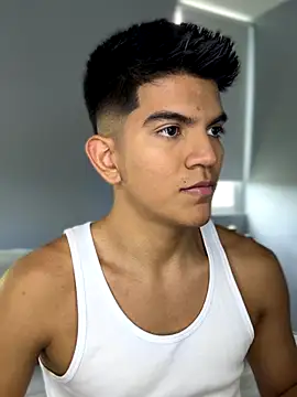 santiago 01 online show from 09/21/25, 07:37