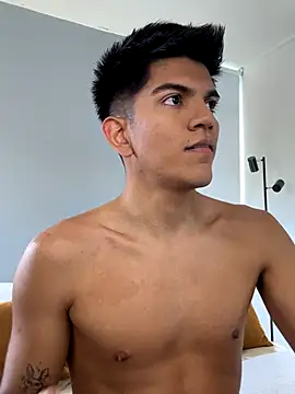 santiago 01 online show from 12/03/25, 07:34