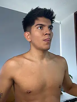 santiago 01 online show from 04/22/26, 07:37