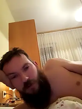 Snapshot of Klinsch chatting on 11/24/25, 09:47 Klinsch online show from 11/24/25, 09:47