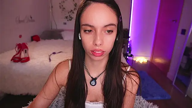 Dayna Nebula online show from 10/13/25, 08:25