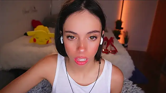 Dayna Nebula online show from 01/15/26, 08:19