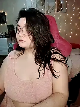 DenisHailey online show from 02/05/25, 05:09