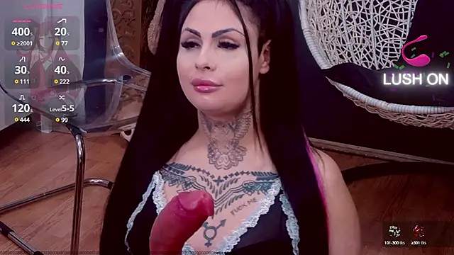 Snapshot of DeniSalome chatting on 01/24/25, 02:41 DeniSalome online show from 01/24/25, 02:41
