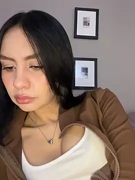 Snapshot of romma95 chatting on 07/15/26, 04:23 romma95 online show from 07/15/26, 04:23