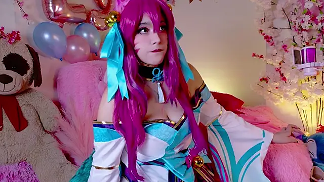 NaomiShimizu online show from 11/05/25, 08:20