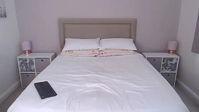 British Goddess Anna online show from 05/31/26, 08:10
