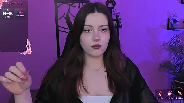 CoralineKeyns online show from 03/18/25, 05:31