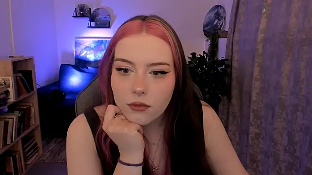 CoralineKeyns online show from 07/10/26, 05:34