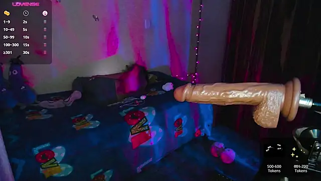 kim saenz20 online show from 02/18/25, 07:10