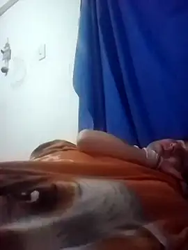 Snapshot of Cameron_puppy chatting on 03/05/25, 10:11 Cameron puppy online show from 03/05/25, 10:11