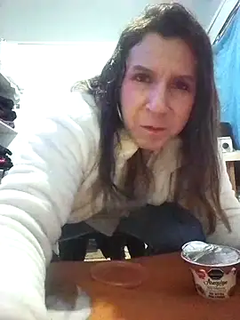 Snapshot of Cameron_puppy chatting on 03/06/25, 10:04 Cameron puppy online show from 03/06/25, 10:04