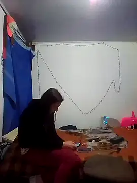 Snapshot of Cameron_puppy chatting on 03/10/25, 04:28 Cameron puppy online show from 03/10/25, 04:28
