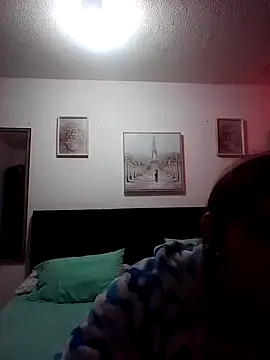 Snapshot of Cameron_puppy chatting on 09/16/25, 05:58 Cameron puppy online show from 09/16/25, 05:58