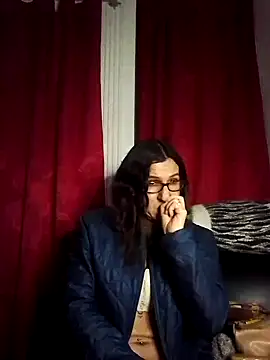 Snapshot of Cameron_puppy chatting on 09/19/25, 03:52 Cameron puppy online show from 09/19/25, 03:52