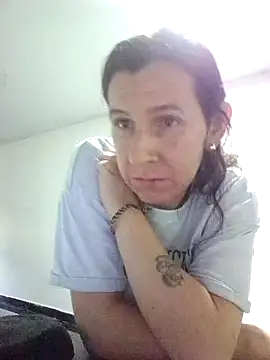 Snapshot of Cameron_puppy chatting on 11/10/25, 07:02 Cameron puppy online show from 11/10/25, 07:02