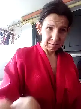 Snapshot of Cameron_puppy chatting on 11/19/25, 05:57 Cameron puppy online show from 11/19/25, 05:57