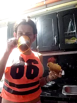 Snapshot of Cameron_puppy chatting on 11/28/25, 10:23 Cameron puppy online show from 11/28/25, 10:23