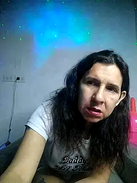 Cameron puppy online show from 12/21/25, 03:13