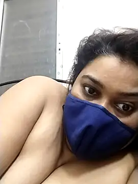 indianlisa5 online show from 04/20/26, 07:48