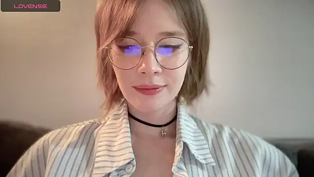 ms christiana online show from 11/16/25, 12:27