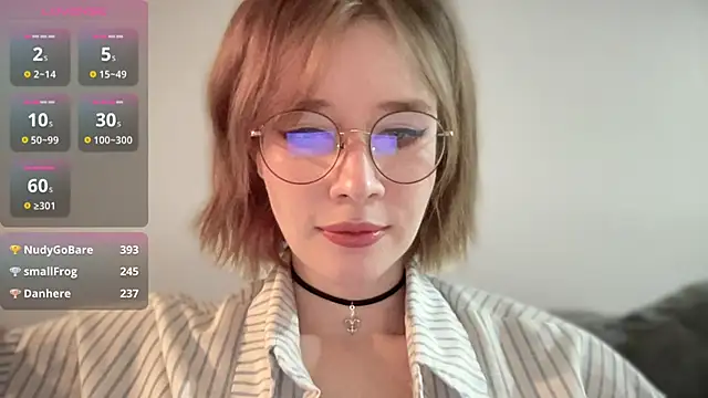 ms christiana online show from 11/18/25, 02:39