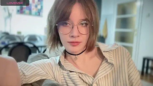 ms christiana online show from 11/19/25, 07:36