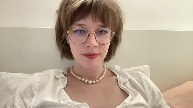 ms christiana online show from 06/22/26, 08:28
