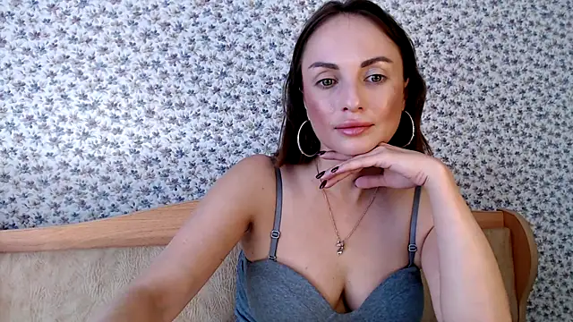 Snapshot of Tinadream20 chatting on 06/27/26, 07:46 Tinadream20 online show from 06/27/26, 07:46