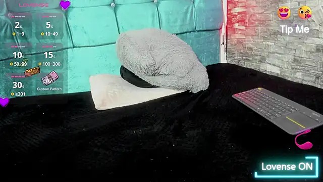 Cloee66 online show from 10/24/25, 12:56