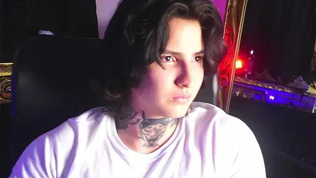 dantecoppolaa  online show from 12/30/24, 01:04