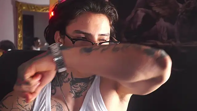 dantecoppolaa  online show from 03/18/25, 09:53